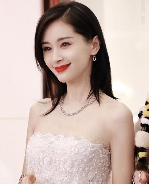 女明星网红的绝美照片,女明星网红的惊艳写真集锦