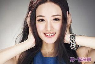 明星网红小羽简介照片,网红界的时尚达人，魅力四溢的时尚生活揭秘