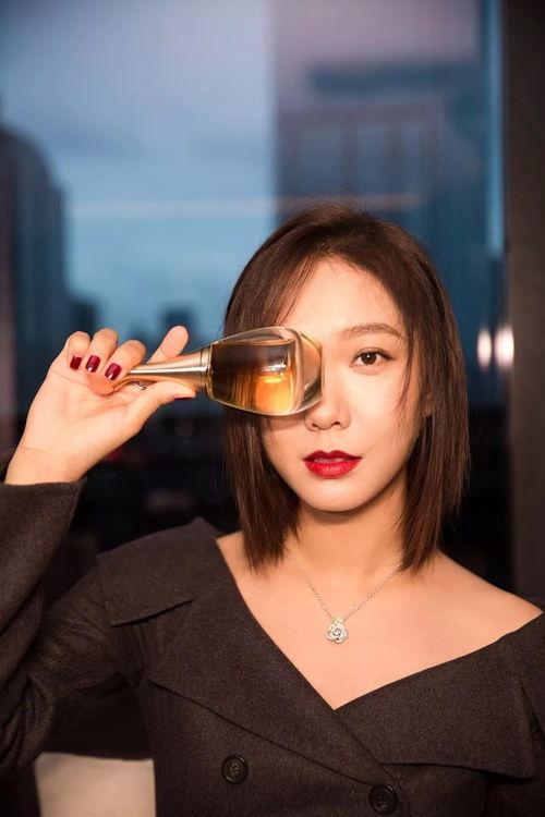 迪奥女明星网红有哪些,迪奥女明星网红风采集锦