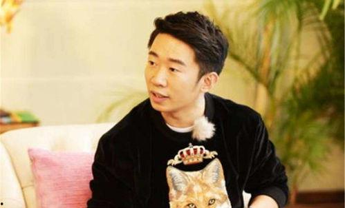 今日吃瓜男明星,揭秘今日热门吃瓜男明星背后的故事