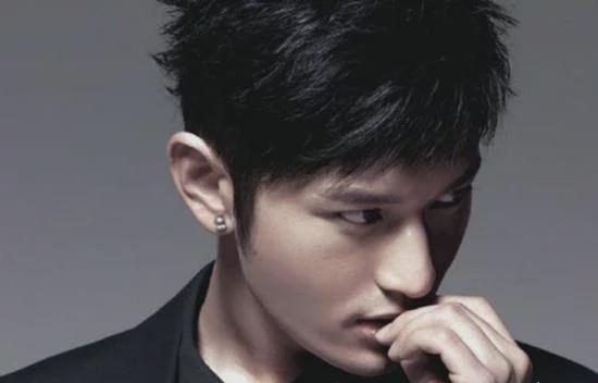 巨蟹男明星网红有哪些,温情守护，魅力四溢