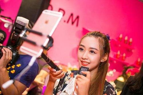 贤合庄明星网红跳舞,明星效应引爆潮流盛宴