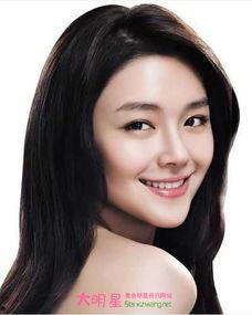 明星网红王柯简介资料,从网红到明星，揭秘她的蜕变之路